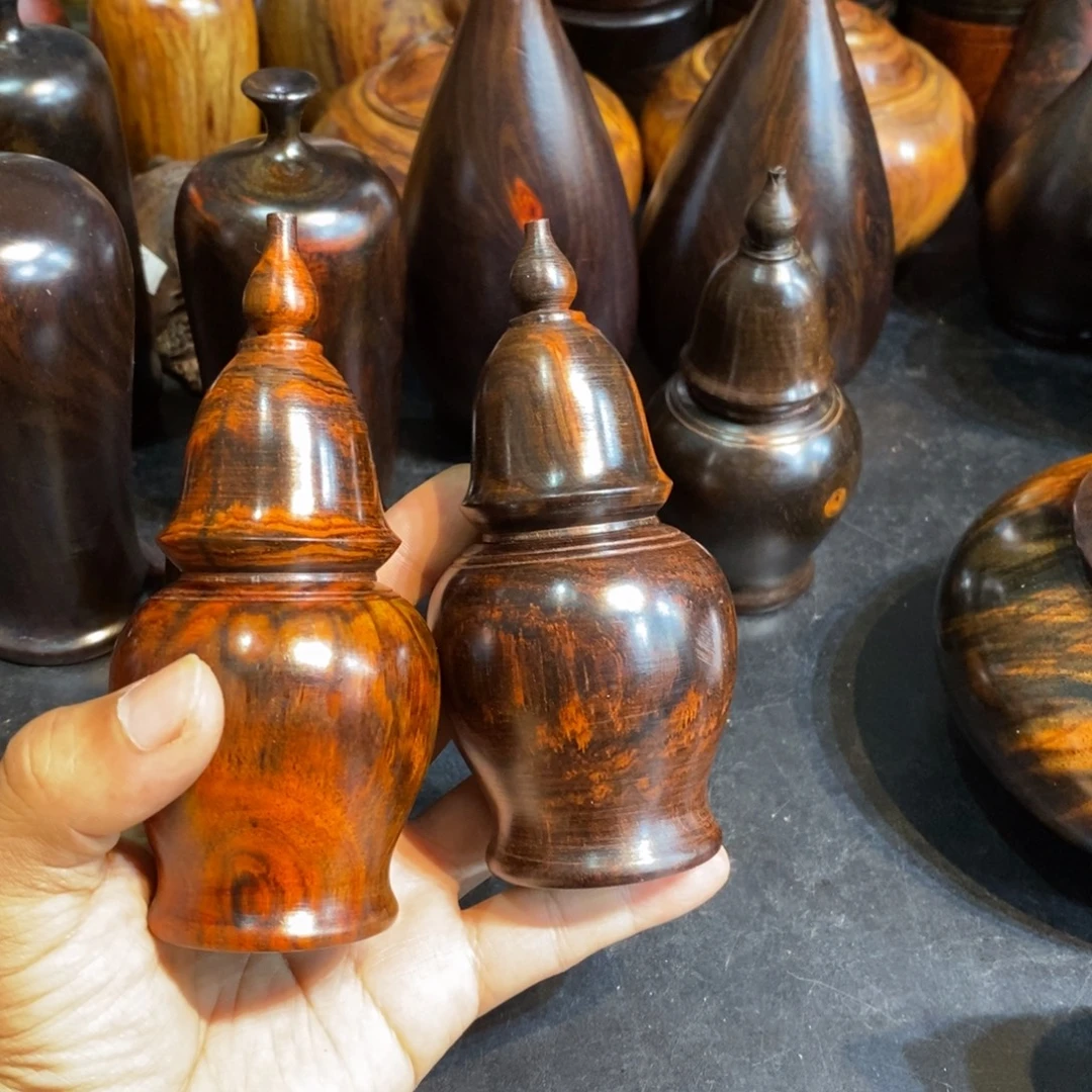 深***怪两个牙签筒特价包邮