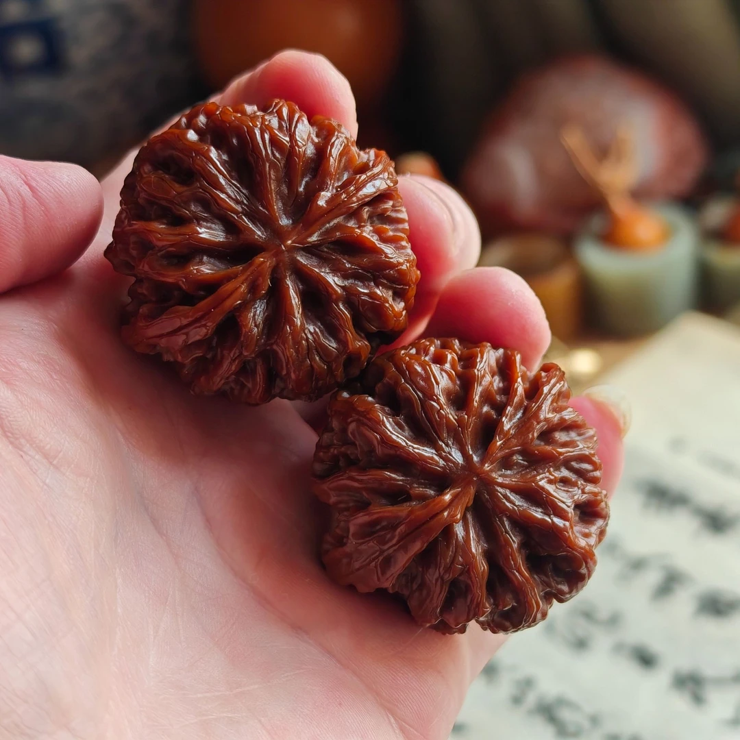 文玩核桃苹果园 边40毫米 包浆走色漂亮 碎仁 全品