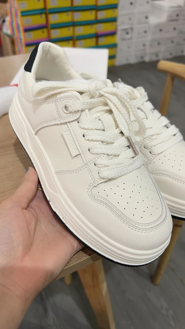 C08新款休闲百搭时尚休闲平底小白鞋