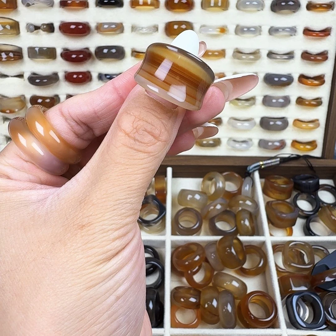 玛瑙/玉髓戒圈未镶嵌17圈福利不退换有细微磕痕介意勿拍