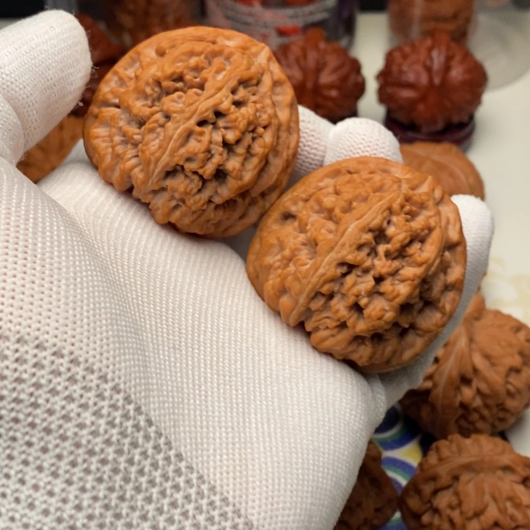 文玩核桃把件45全品原装大粗筋