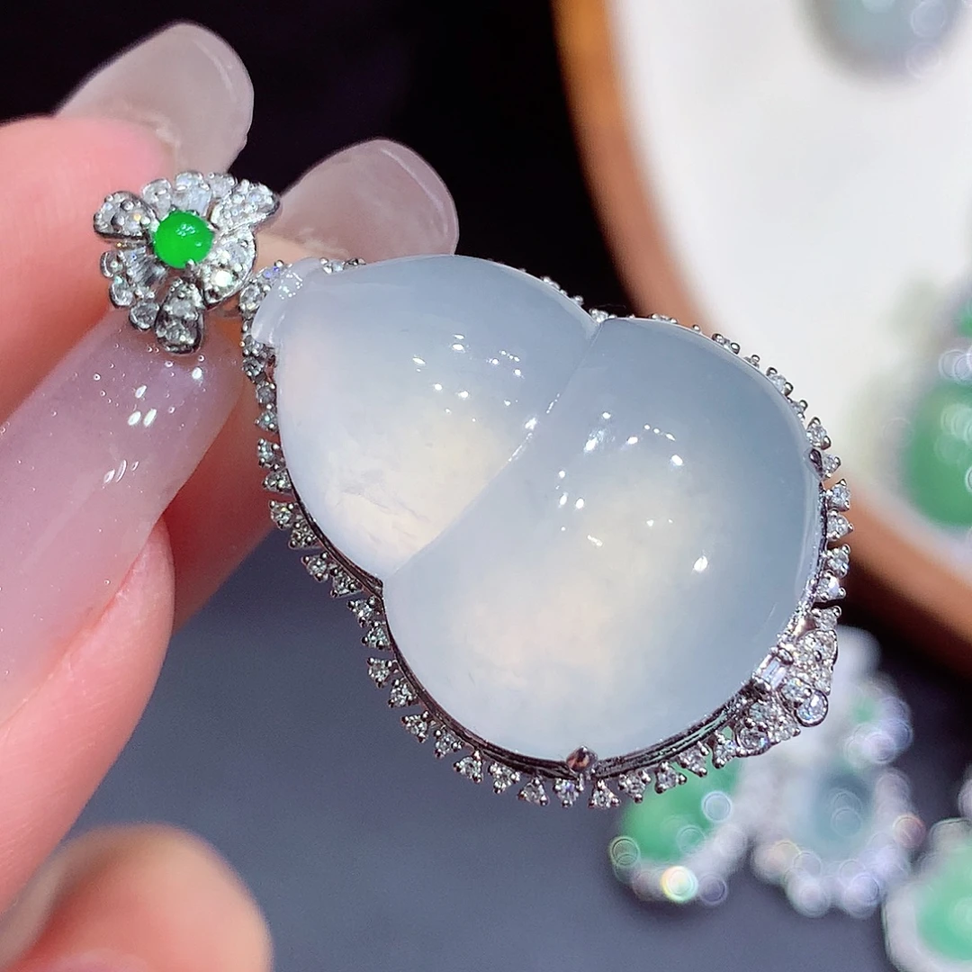 翡翠18K金镶嵌吊坠(不含链)