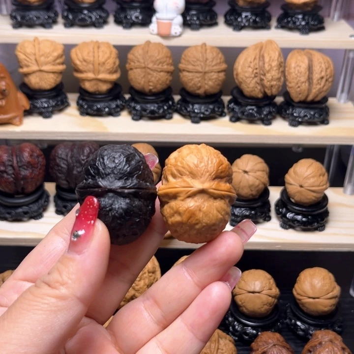 文玩核桃吊坠乔66w玉罗汉40尺