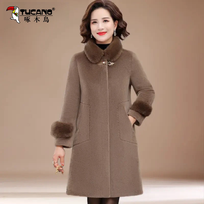 啄木鸟妈妈冬季高档皮毛一体外套中老年人女冬装阔太太水貂绒大衣