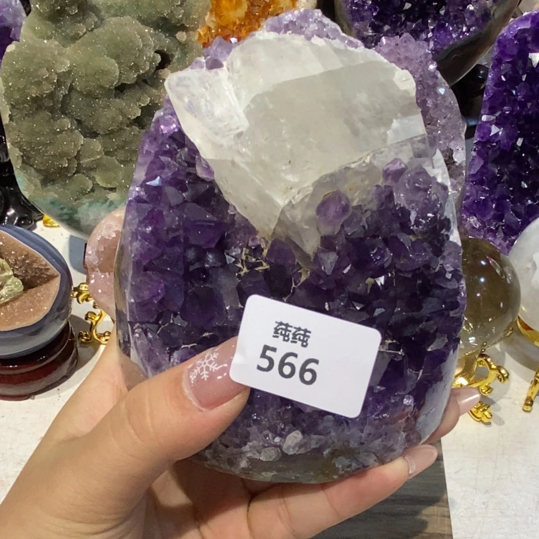 大型摆件（非配饰）紫晶未镶嵌方解石