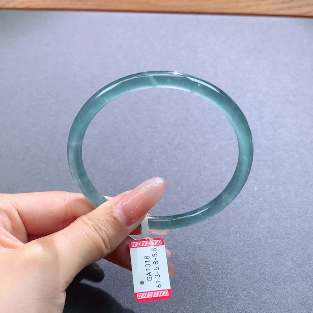 翡翠手镯未镶嵌天然翡翠叮当镯美人镯