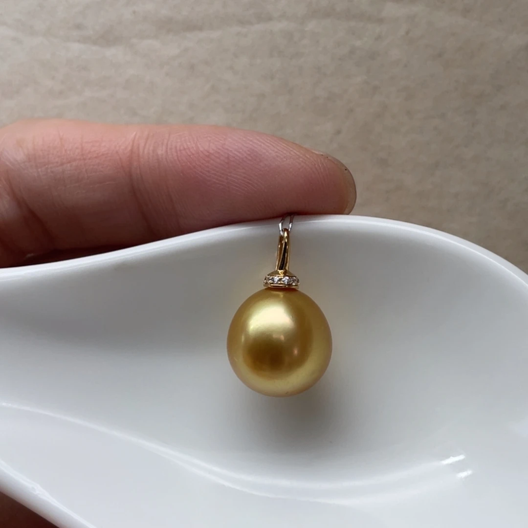 海水珍珠18K金镶嵌吊坠(不含链)11.8mm