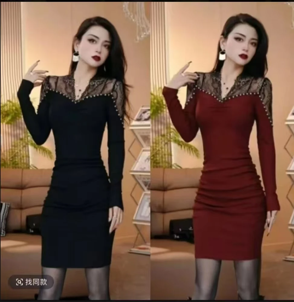 2025新款时尚减龄轻奢蕾丝拼接面料钉钻重工洋气连衣裙79-1231