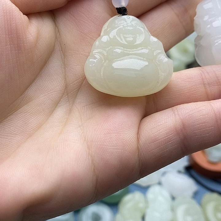 翡翠未镶嵌颈饰w*