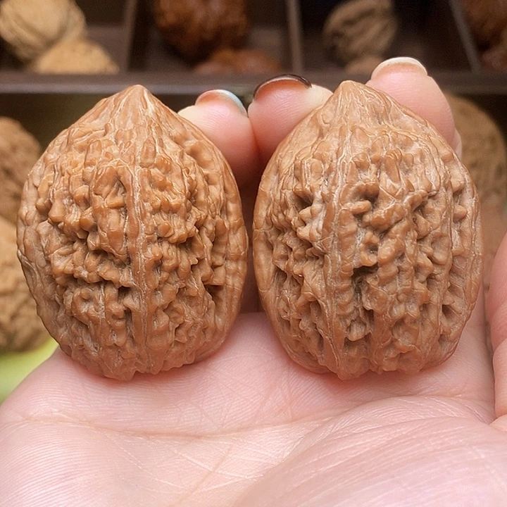 文玩核桃把件蒜头36全