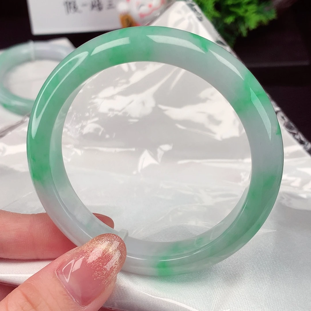 未镶嵌手镯翡翠翡翠