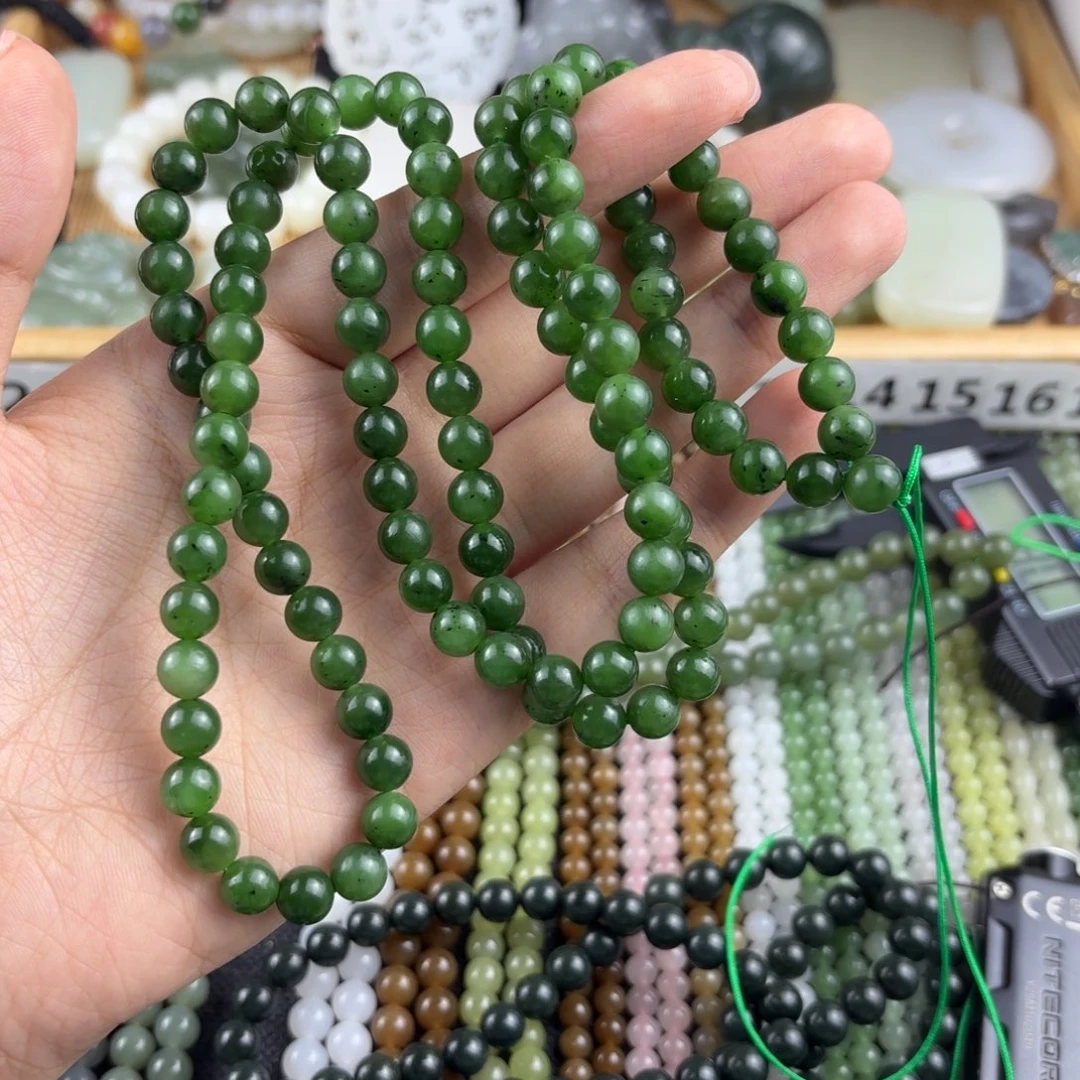 避***港颈饰未镶嵌和田玉