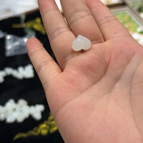 和田玉戒指未镶嵌