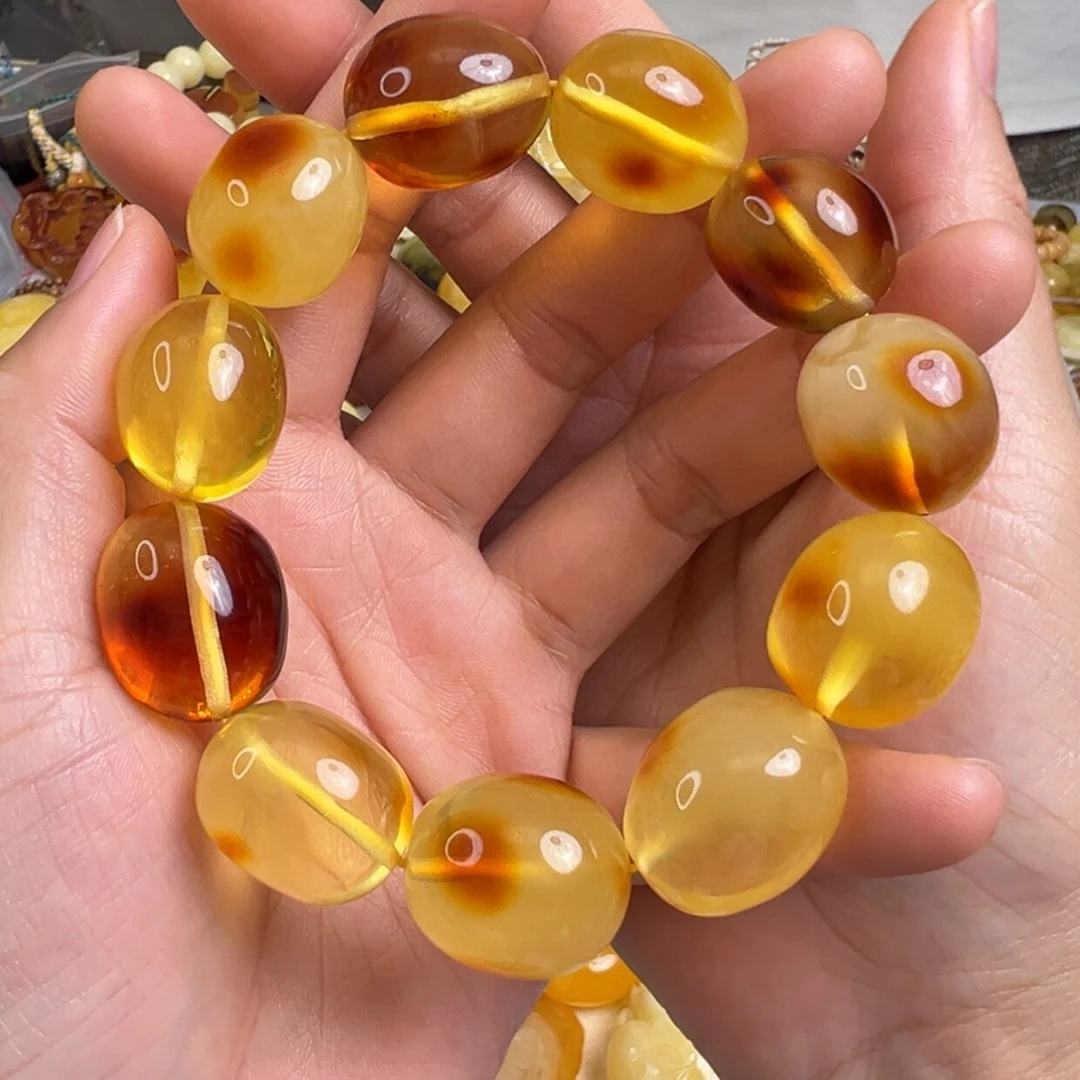 琥珀未镶嵌裸石琥珀