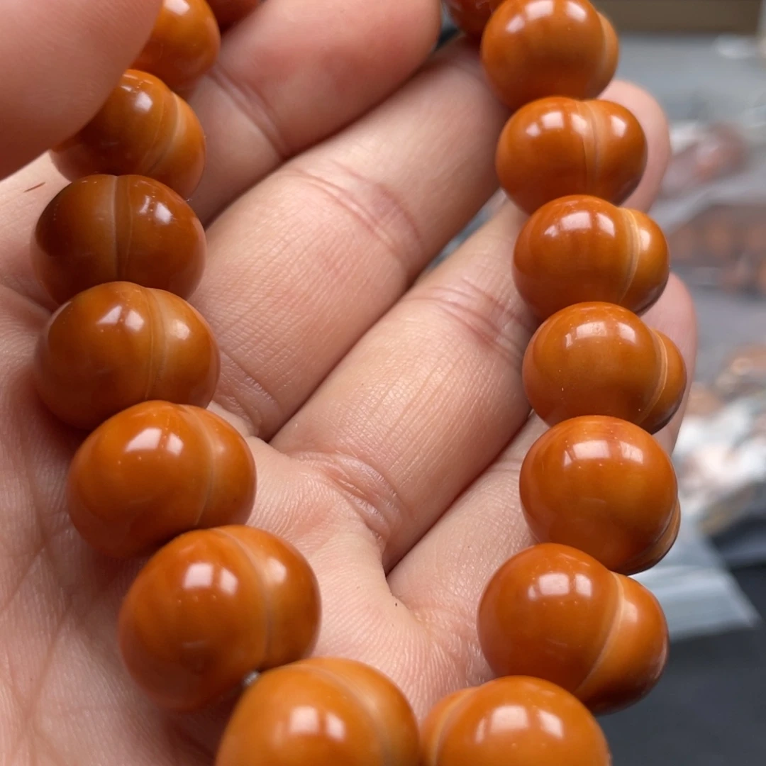 吊坠橄榄核猴头虫