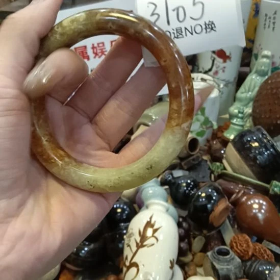 且***吟瓷片3105号工艺品