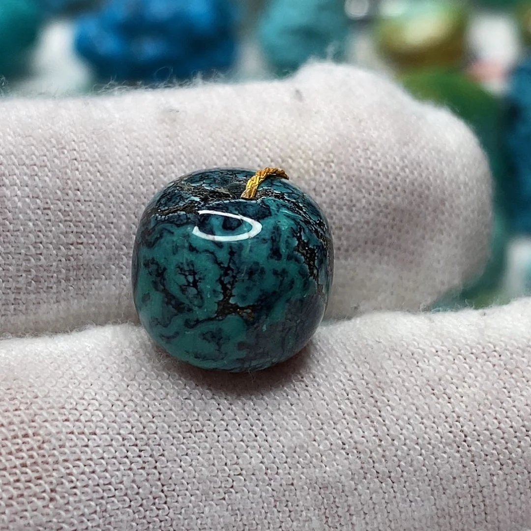 未镶嵌绿松石天然原矿 带武汉地大证书