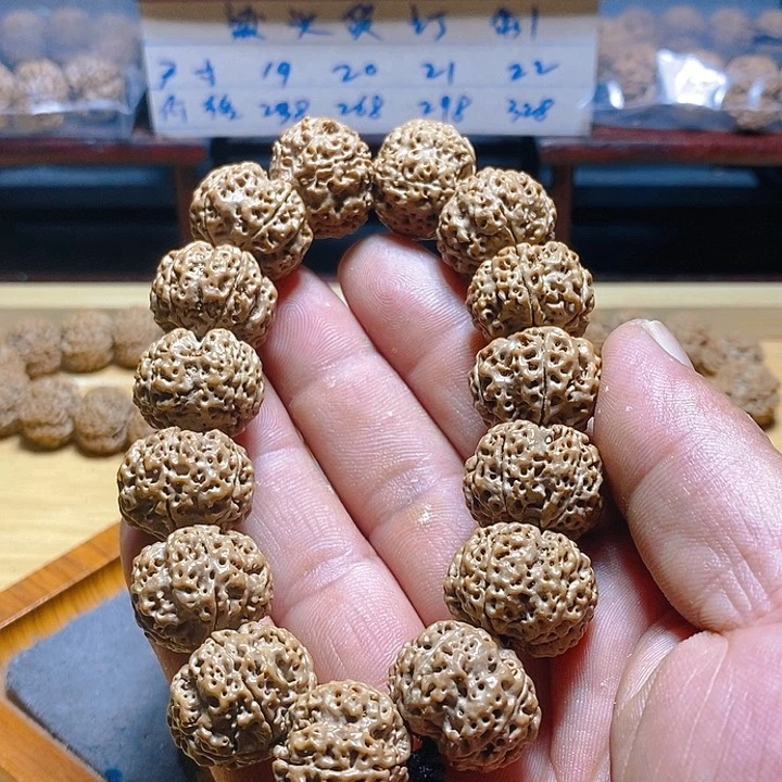 金刚菩提手串丹****姜安纳峰王