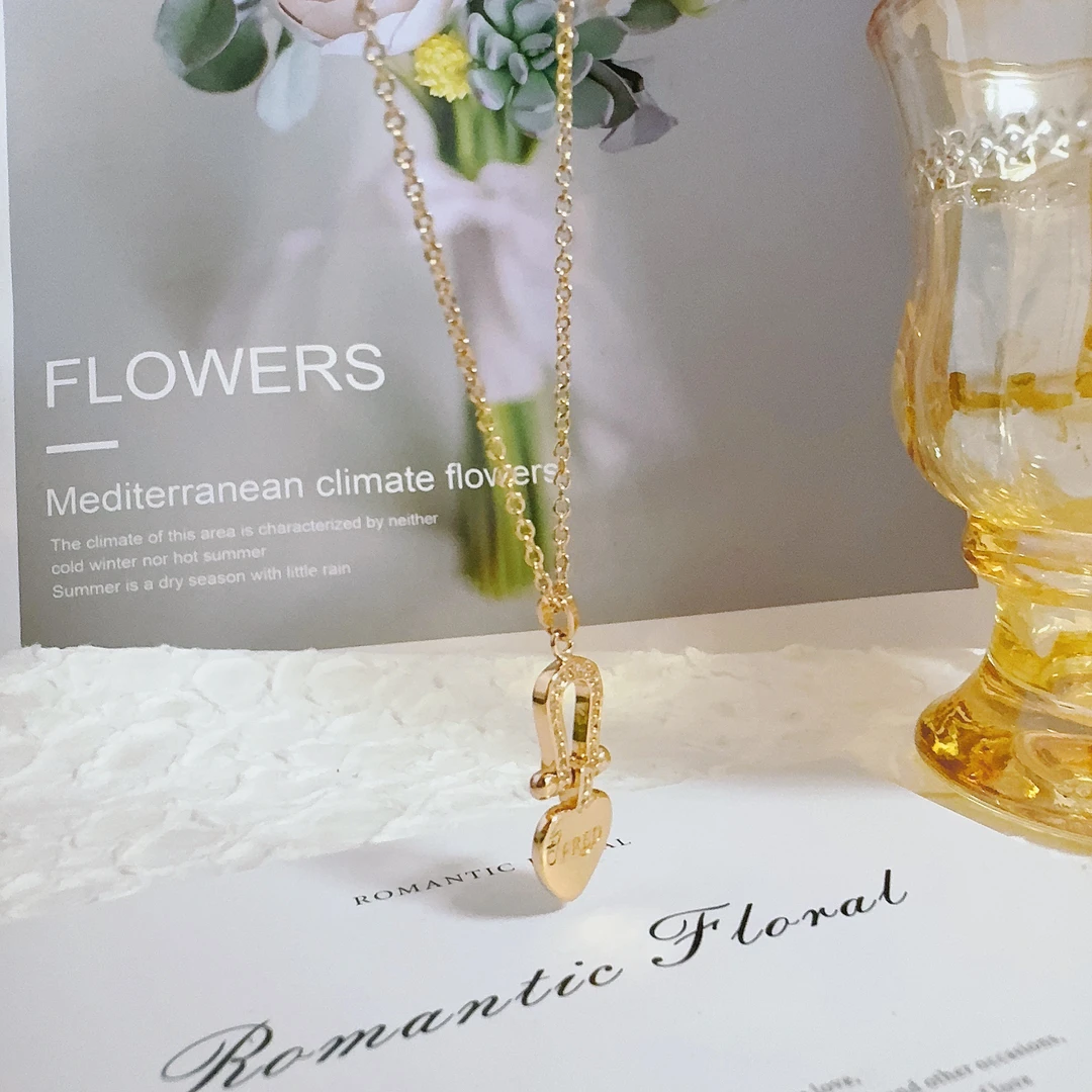 铜合金项链 1173 玫瑰金色马蹄扣带爱心项链