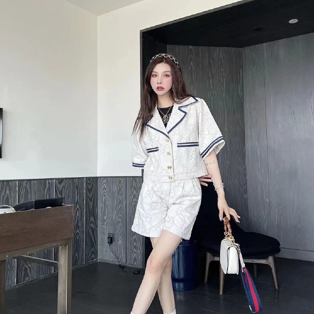 未使用 GUCCI/古驰 暗纹logo短袖夹克短款外套 36码 03334
