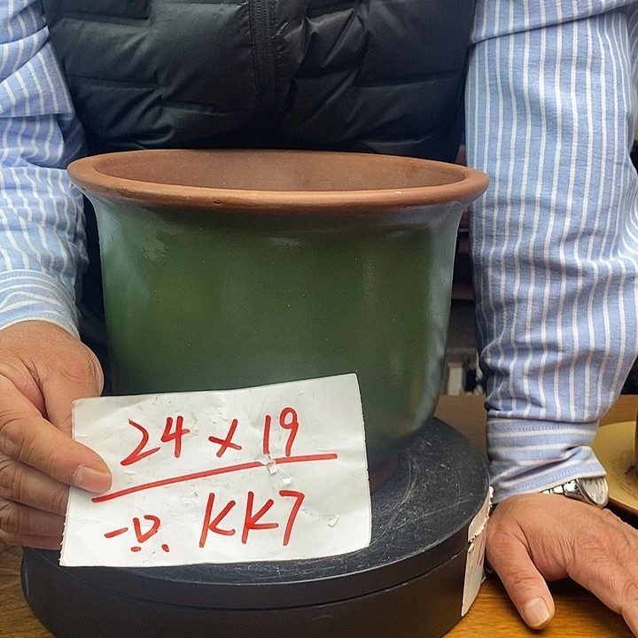 紫砂花盆货号一只KK7