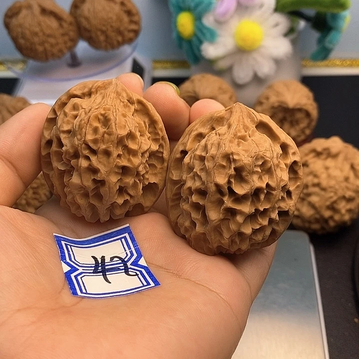 把件文玩核桃42鱼鳞纹