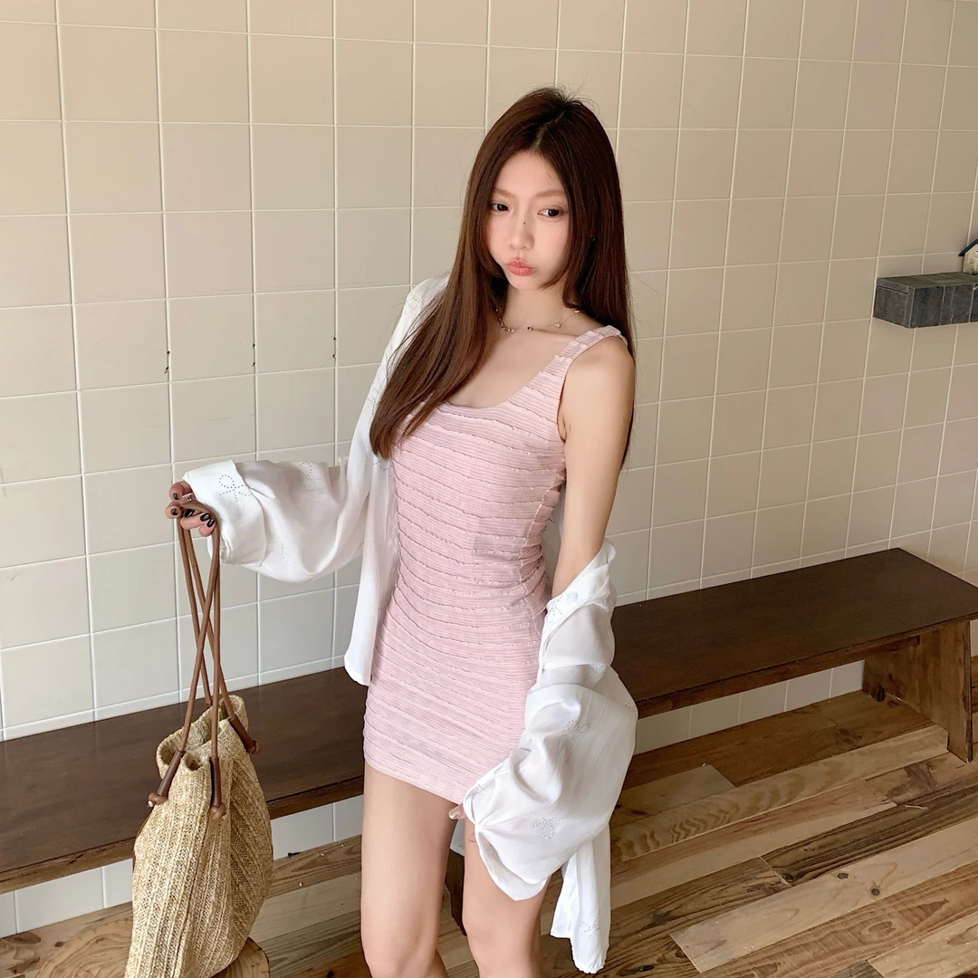 慵懒风蝴蝶点钻白色衬衫+粉色气质肌理收腰包臀连衣裙 8602#