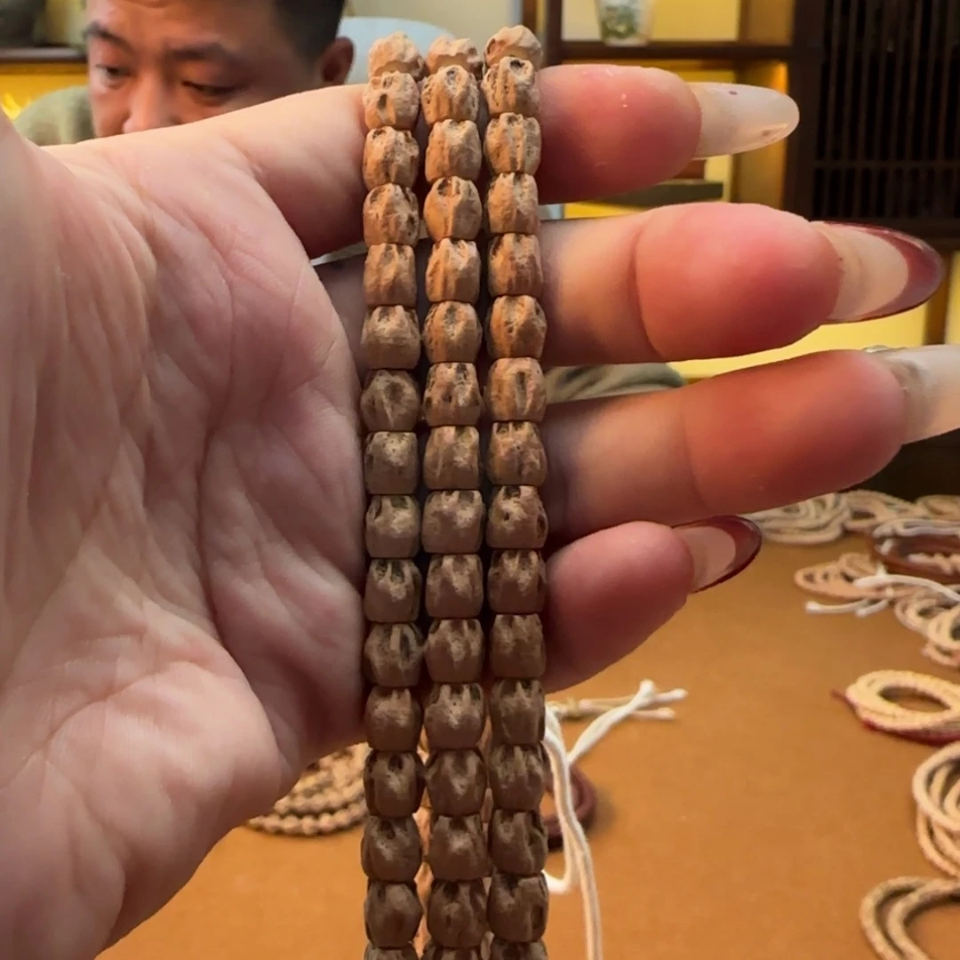 柏香籽/百香籽手串擎天6➕