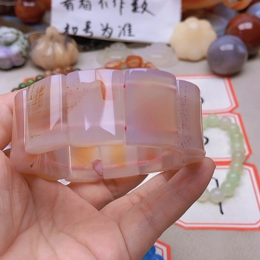 【闪购商品】未镶嵌玛瑙/玉髓珠宝半成品山***峰