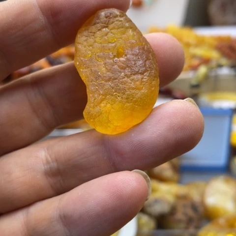 未镶嵌蜜蜡手串吊坠