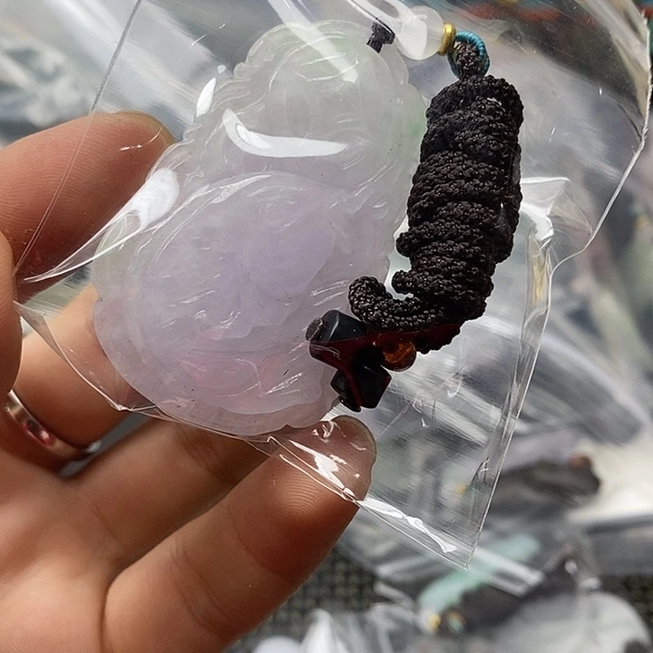 翡翠未镶嵌颈饰441