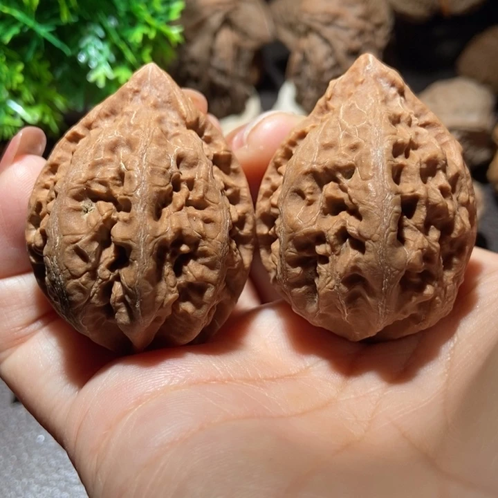把件文玩核桃东北楸子小雪55