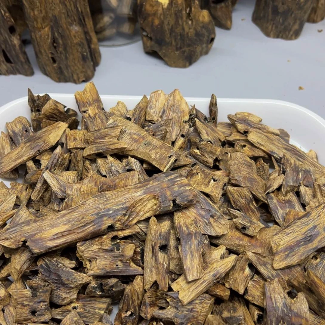 沉香沉香碎屑乌身圆叶块料100克