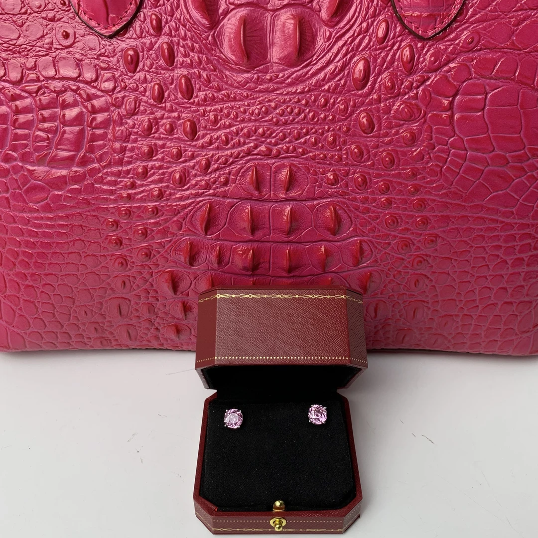 4230耳钉--收藏级轻奢时尚设计首饰送礼盒