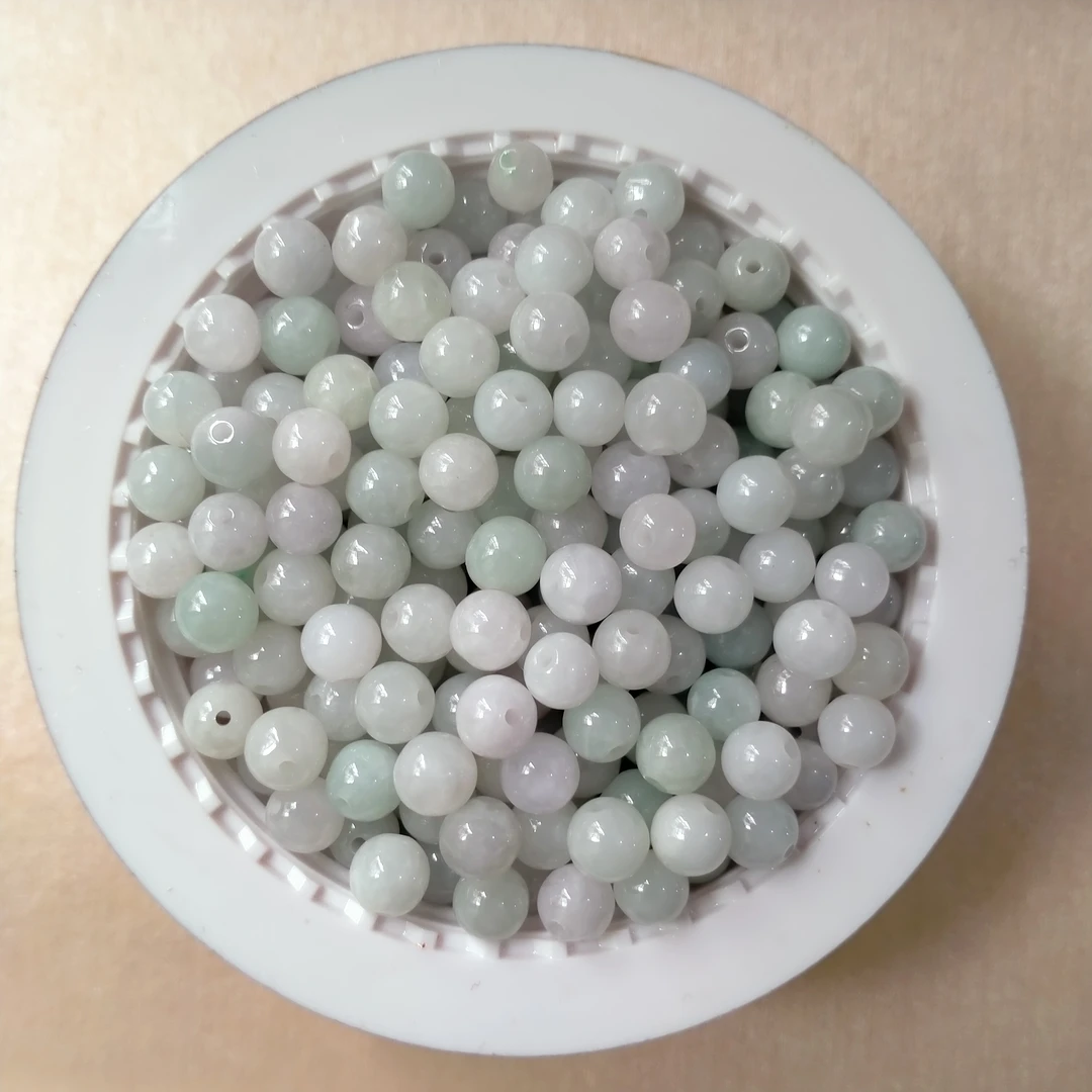 艺萱小米珠翡翠，（发十个）A货冰绿，尺寸约卡六适合手工DIY，微瑕