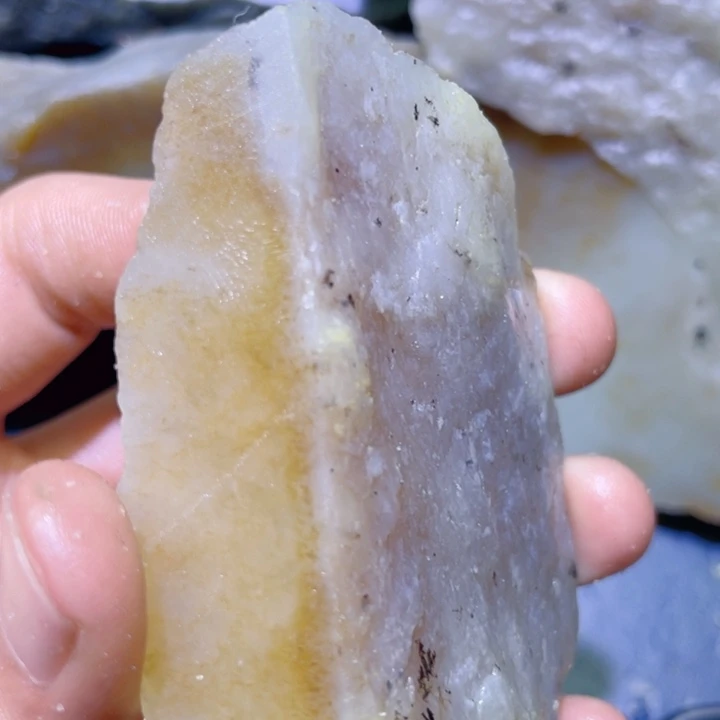 和田玉未镶嵌珠宝半成品