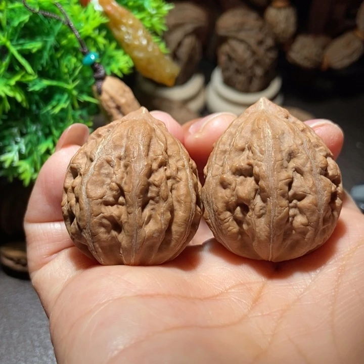 把件文玩核桃东北楸子小雪49