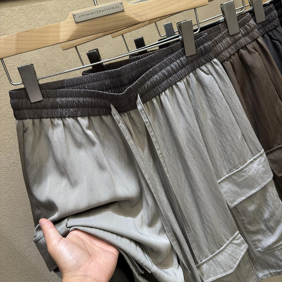 男装铜氨天丝质感！老钱风松弛感！精工舒适 宽松男士工装中短裤