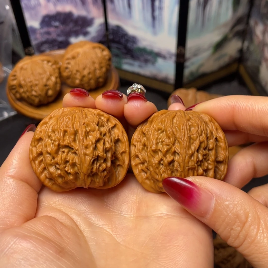 文玩核桃把件42全品正磨