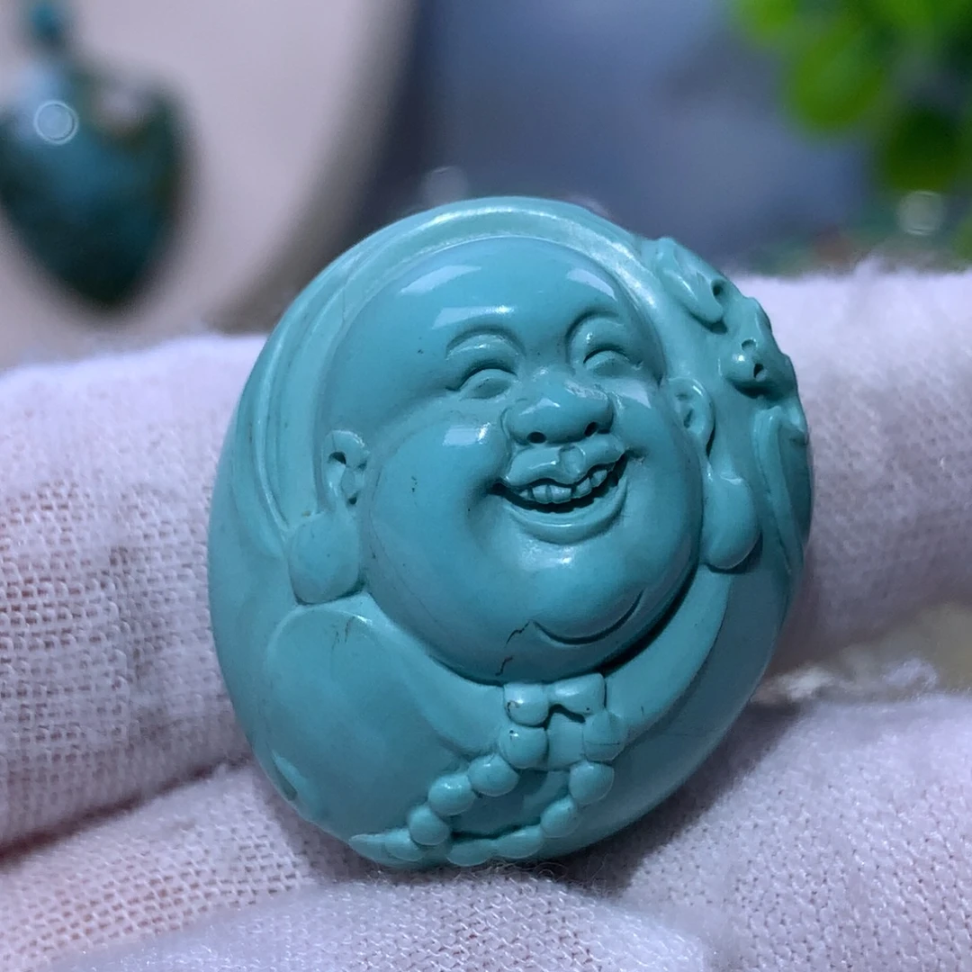 李***荔绿松石未镶嵌珠宝奇石
