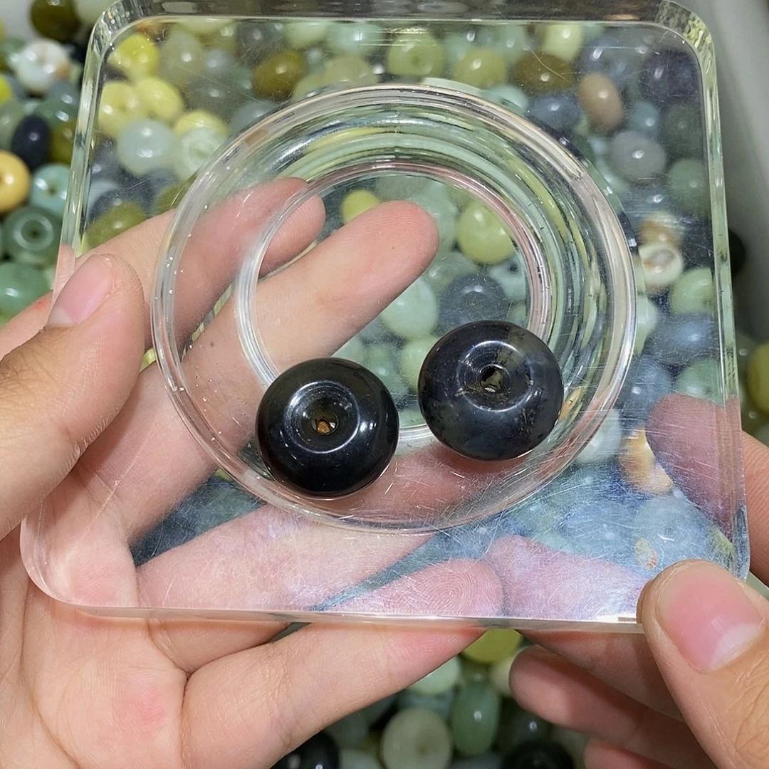 合金蛇纹石玉颈饰306