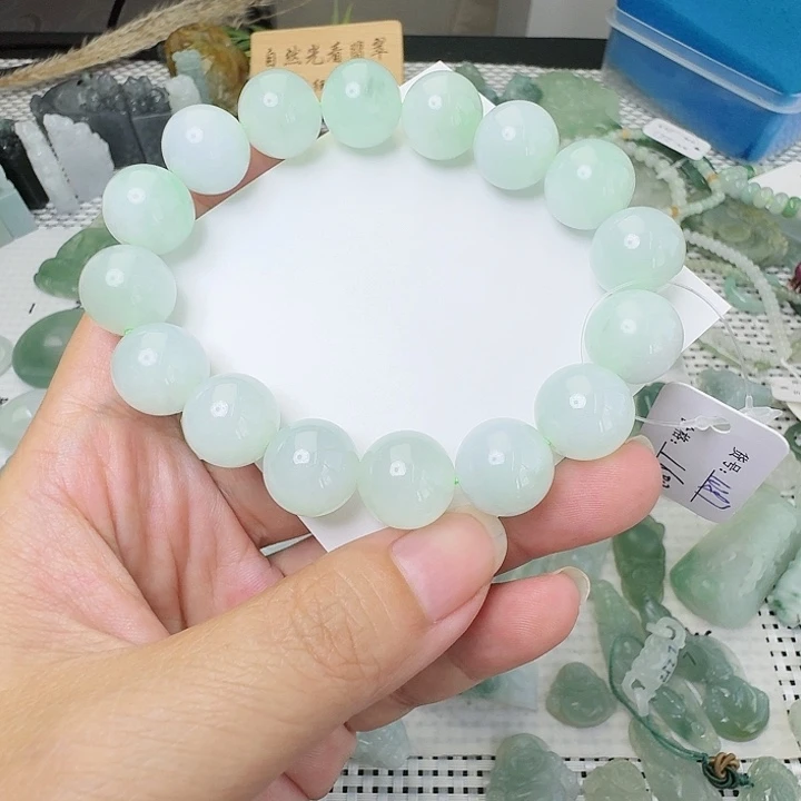 未镶嵌定制翡翠手串