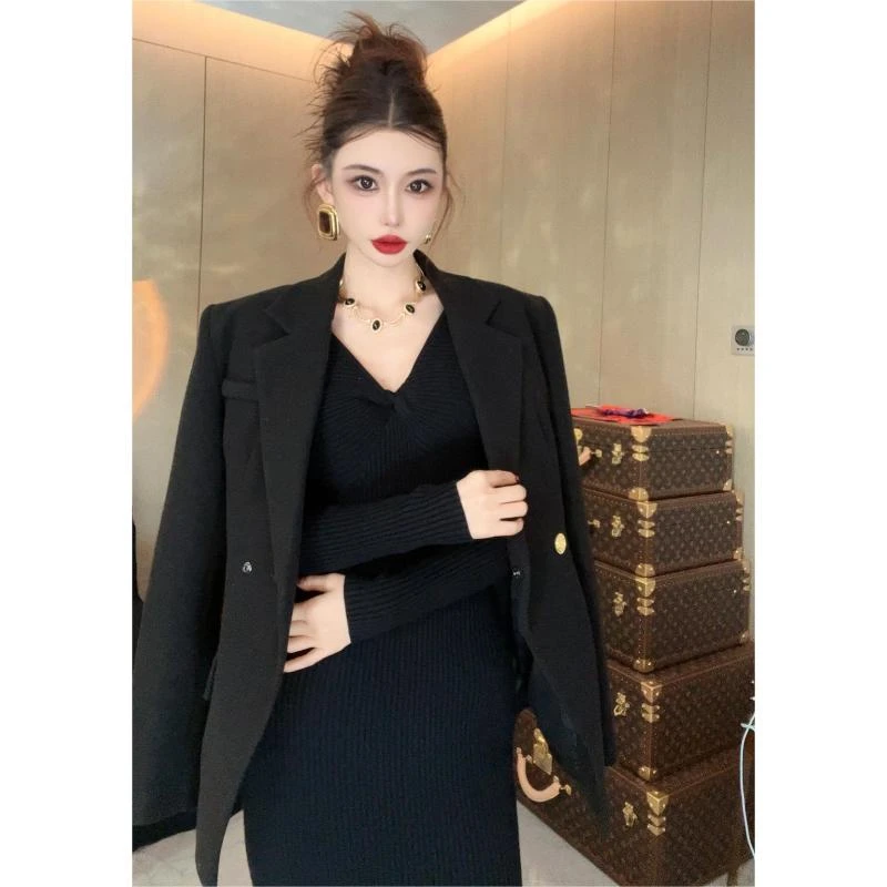 婉君  小香风显瘦气质网红时尚休闲黑色修身西装LWJ23C3C887