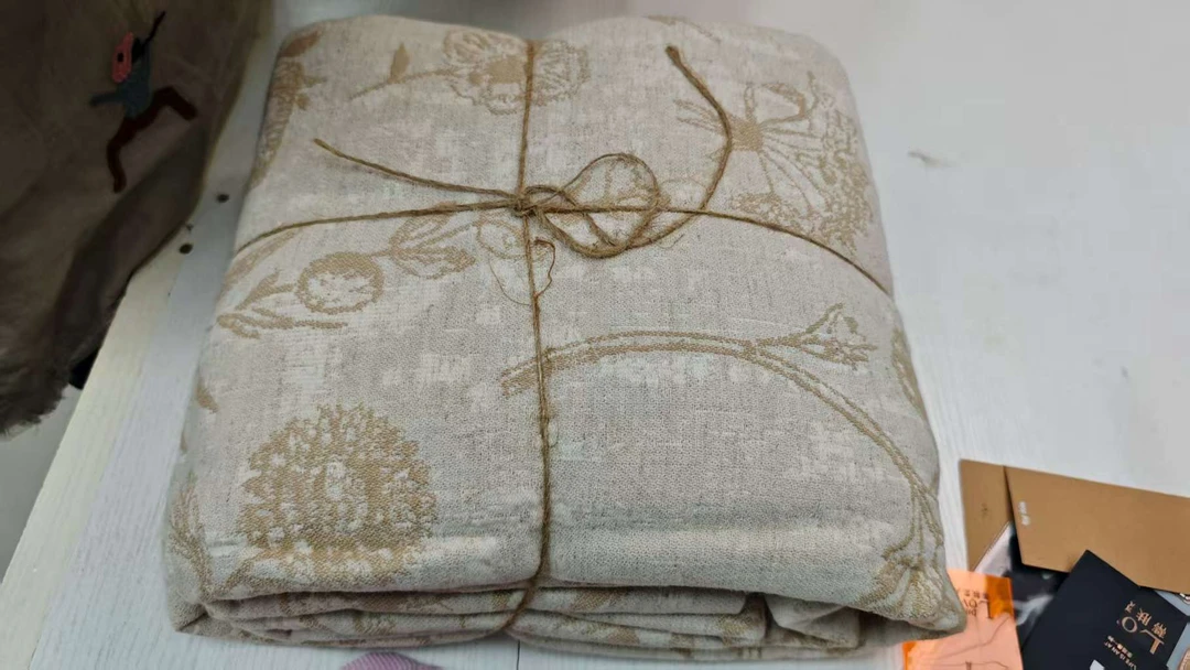 【罗曼】高端多功能工艺款四季用亲肤床盖毯