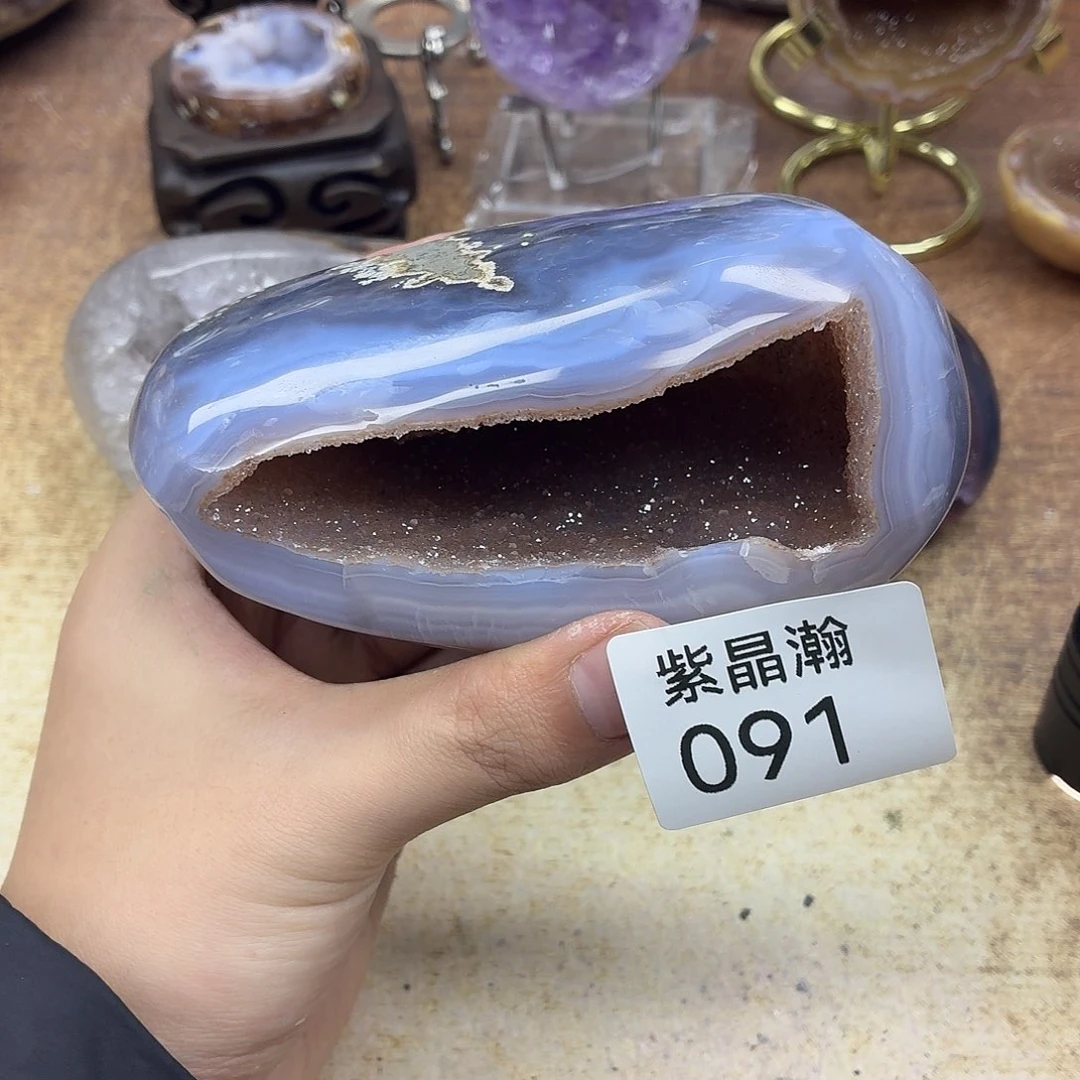 未镶嵌水晶大型摆件（非配饰）