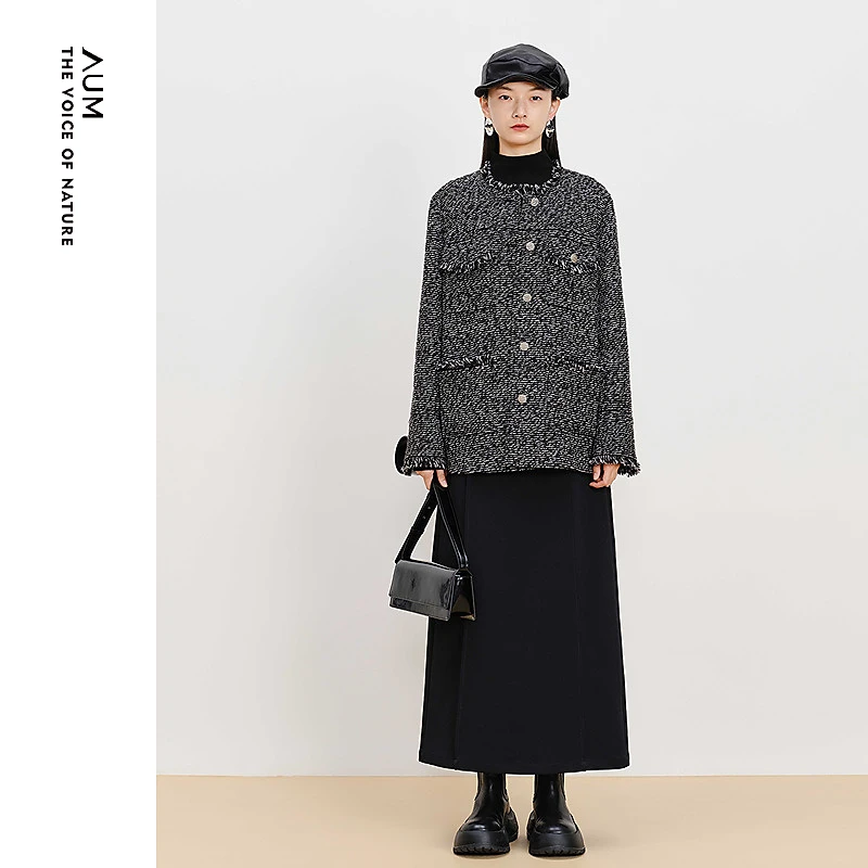 AUM/噢姆秋冬短款时尚气质撞色女士小香风外套M1EG40888