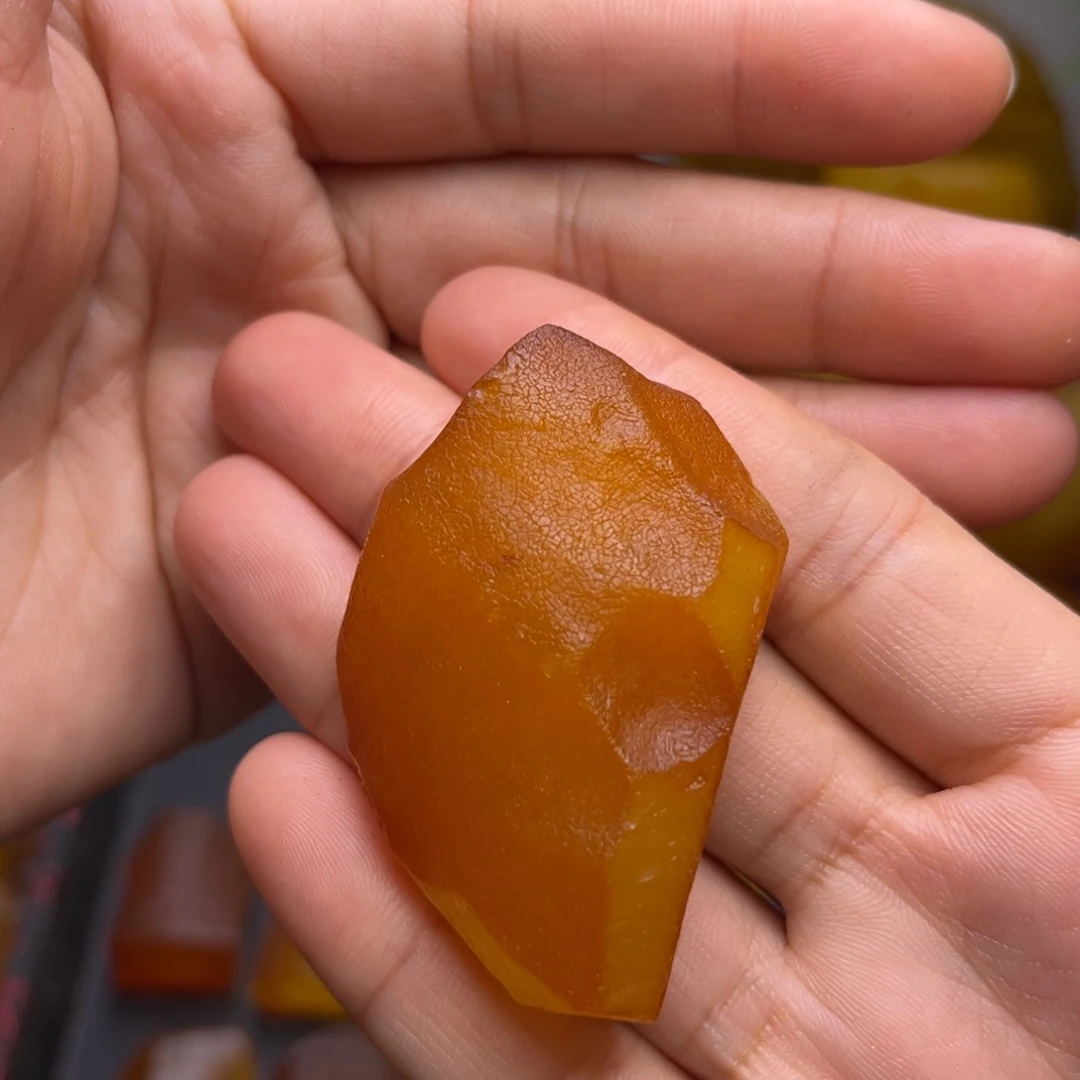 定制琥珀未镶嵌琥珀蜜蜡原石定制
