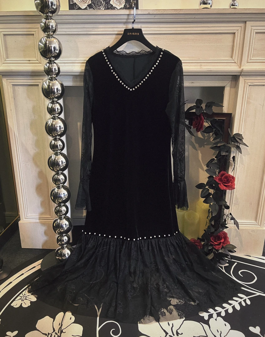 【永夜星河】2025秋冬季显瘦时尚百搭休闲金丝绒打底连衣裙10147#