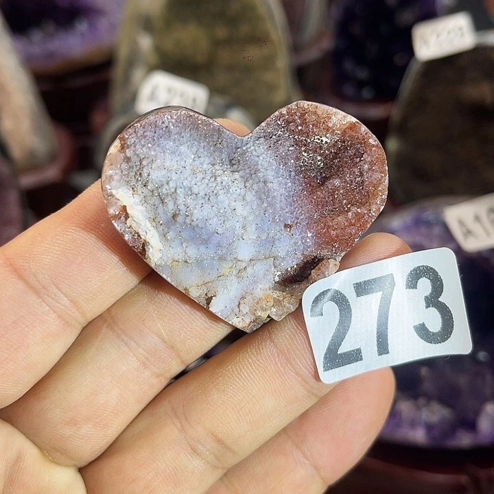 未镶嵌水晶大型摆件（非配饰）