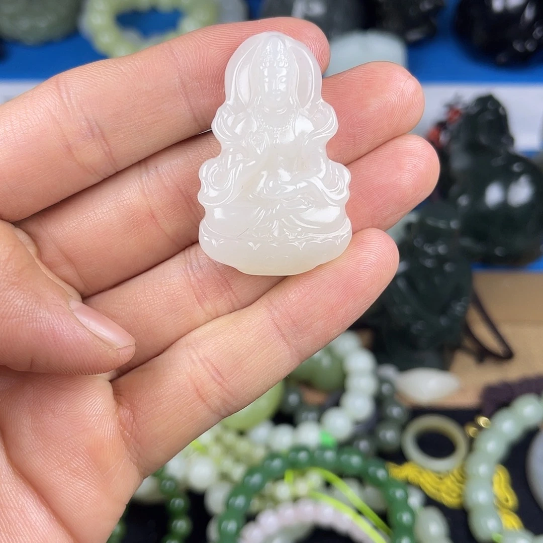 和田玉未镶嵌颈饰且末白玉观音新疆和田玉